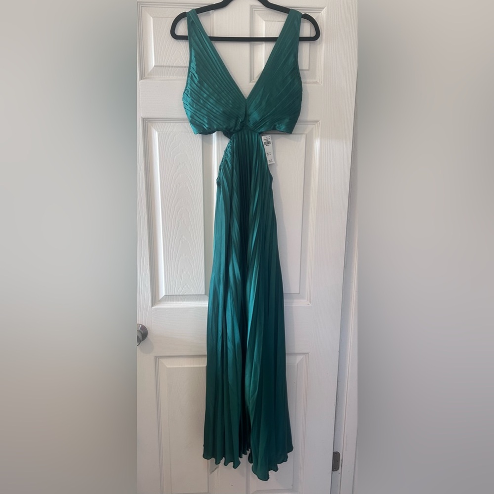 Abercrombie & Fitch emerald green maxi dress